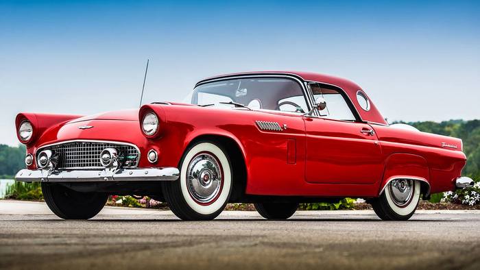 Roll with Art. Thunderbird, the Ford that captivated Hollywood